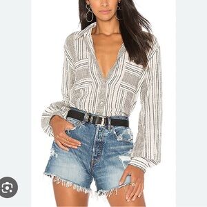 Jen’s Pirate Booty Gaya Blouse in White & Black Stripe Women’s Button Down Sz S